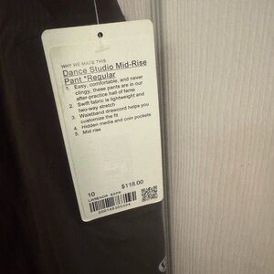 BNWT lululemon dance studio